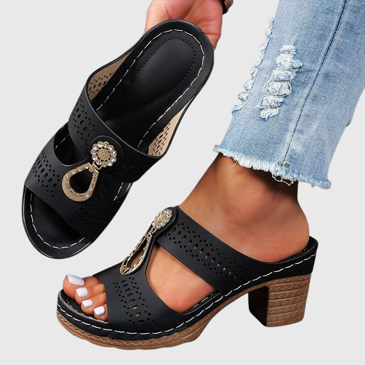 Mauren | Chic and Comfortable Supportive Sandals