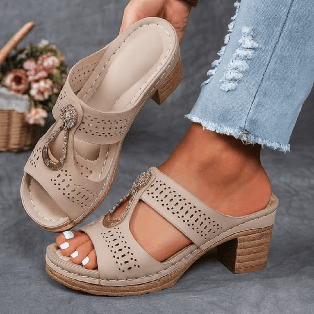 Mauren | Chic and Comfortable Supportive Sandals