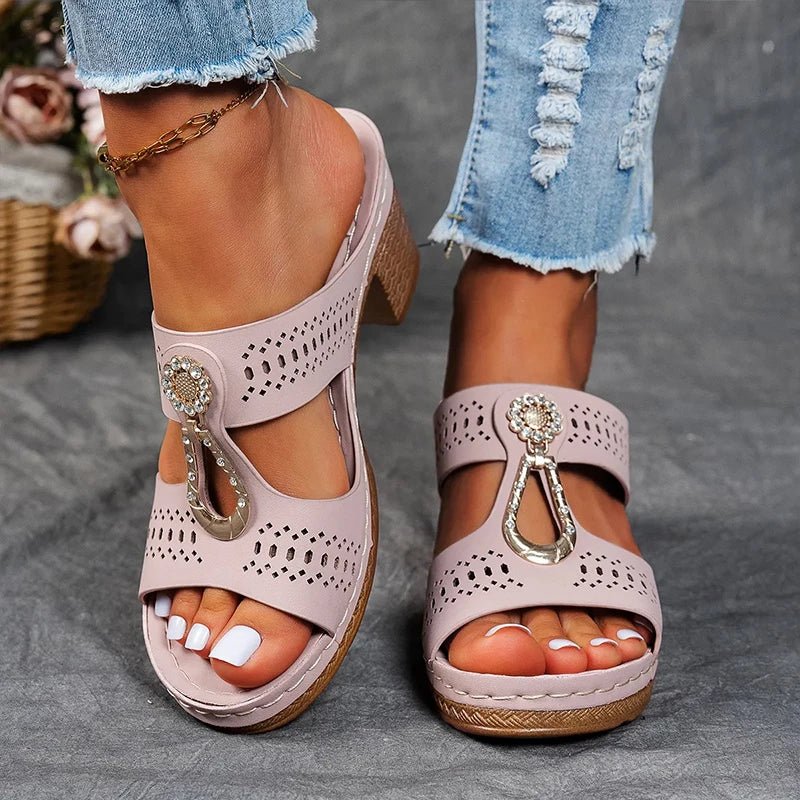 Mauren | Chic and Comfortable Supportive Sandals