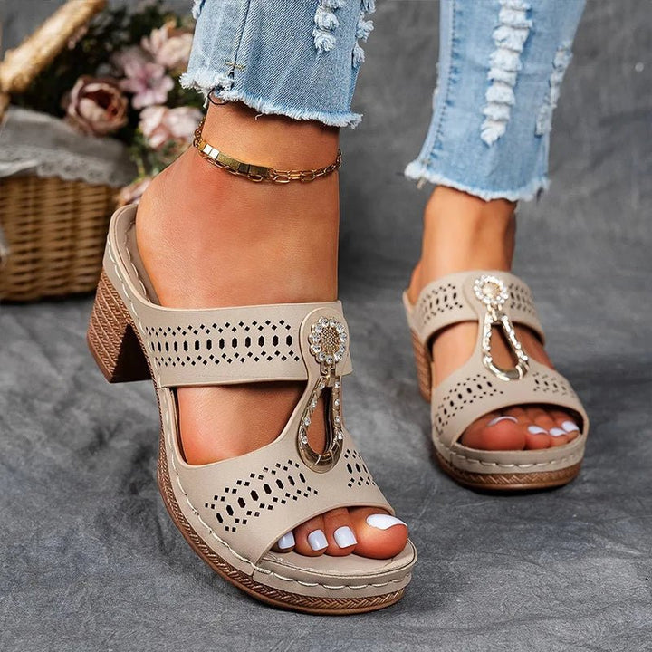 Mauren | Chic and Comfortable Supportive Sandals